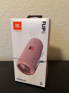 JBL Flip5 Portable Bluetooth Speaker - Pink